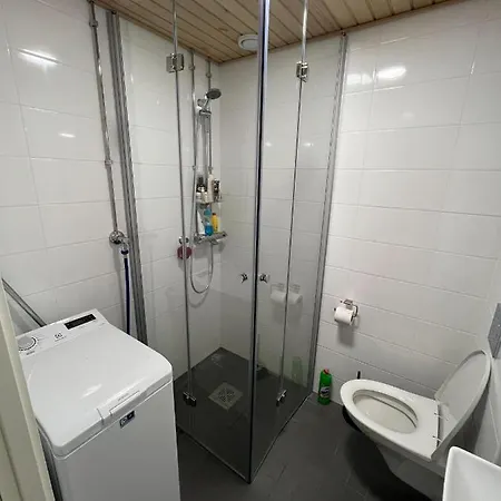 Quiet Place With Parking In Very Near To Leppavaara Sports & Swimming Complex Apartament *
